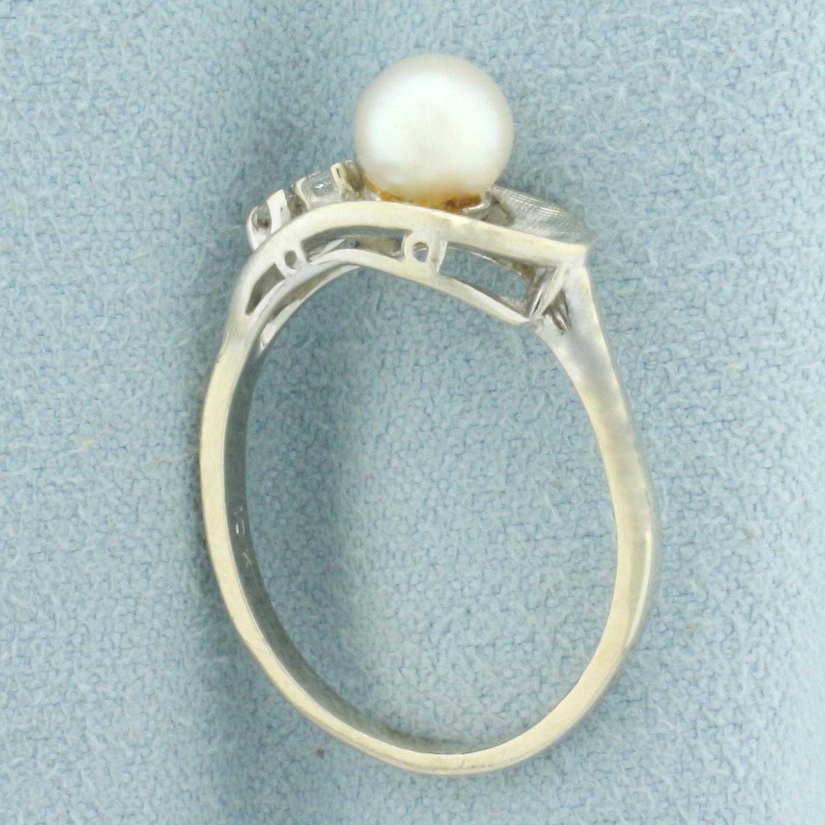 Pearl Ring In 10k White Gold