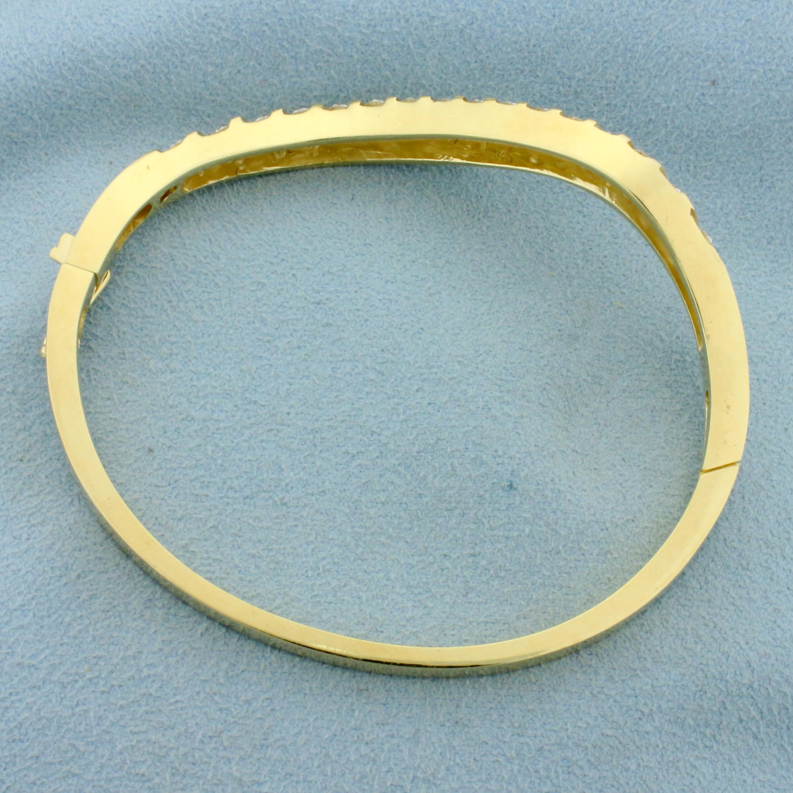 3ct Tw Diamond Wave Design Bangle Bracelet In 14k Yellow Gold