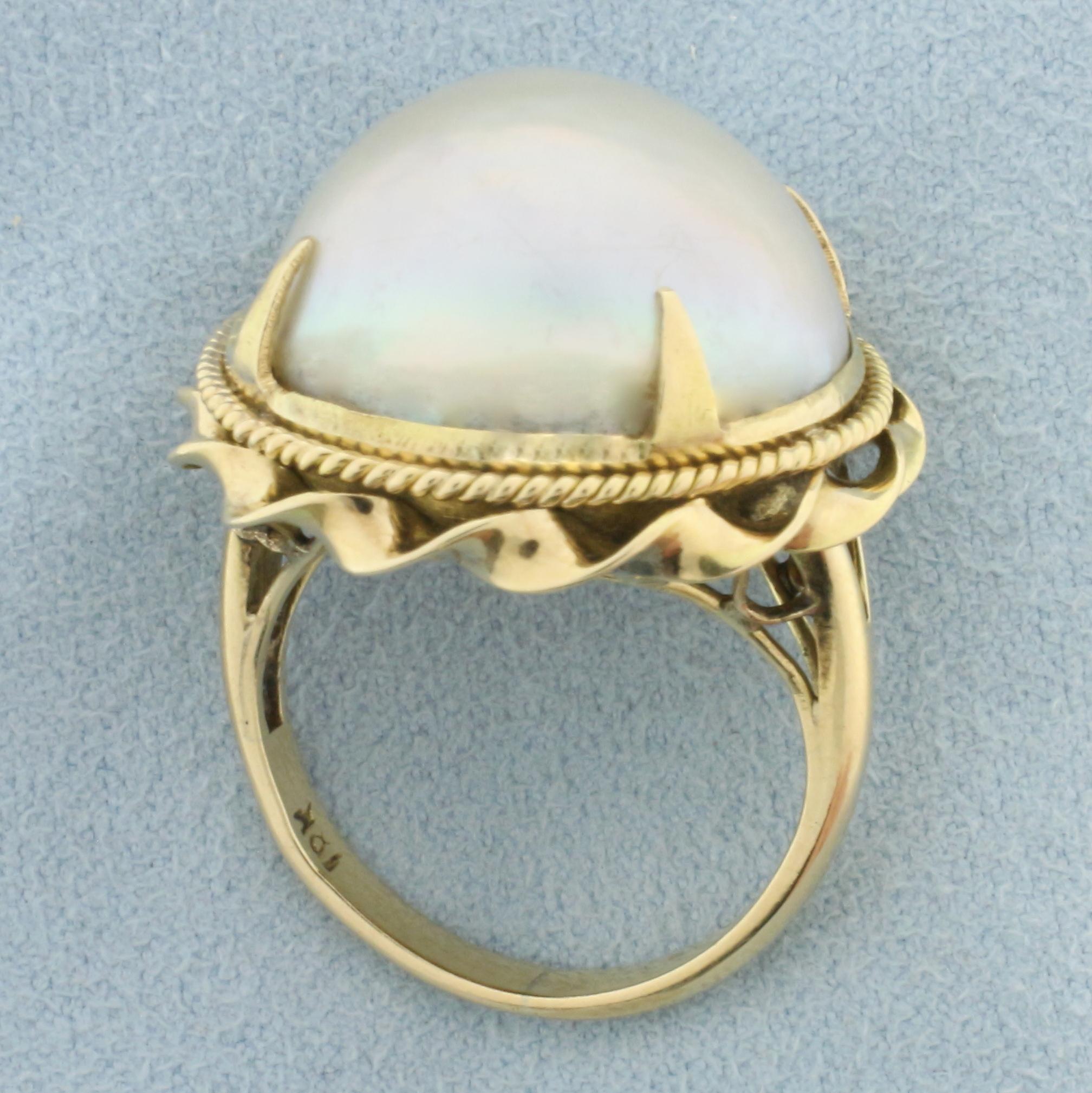 Vintage Mother Of Pearl Statement Ring In 10k Yellow Gold