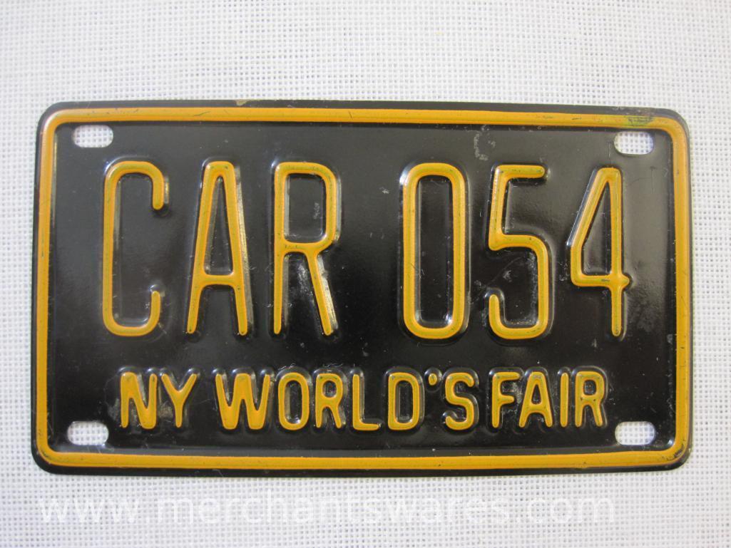 NY World's Fair Souvenir Mini License Plate CAR 054, 1 oz