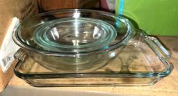 Pryex Mixing Bowls, Baking Pan and Kitchen Ware