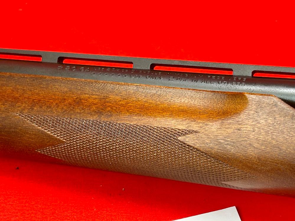 Remington 870 Express Magnum, 20 Ga., 25" Bbl., SN:A2925440