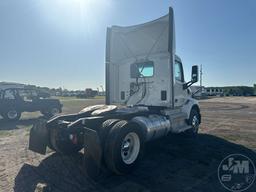 2022 PETERBILT 579 SINGLE AXLE DAY CAB TRUCK TRACTOR 1XPBAP8X7ND759162