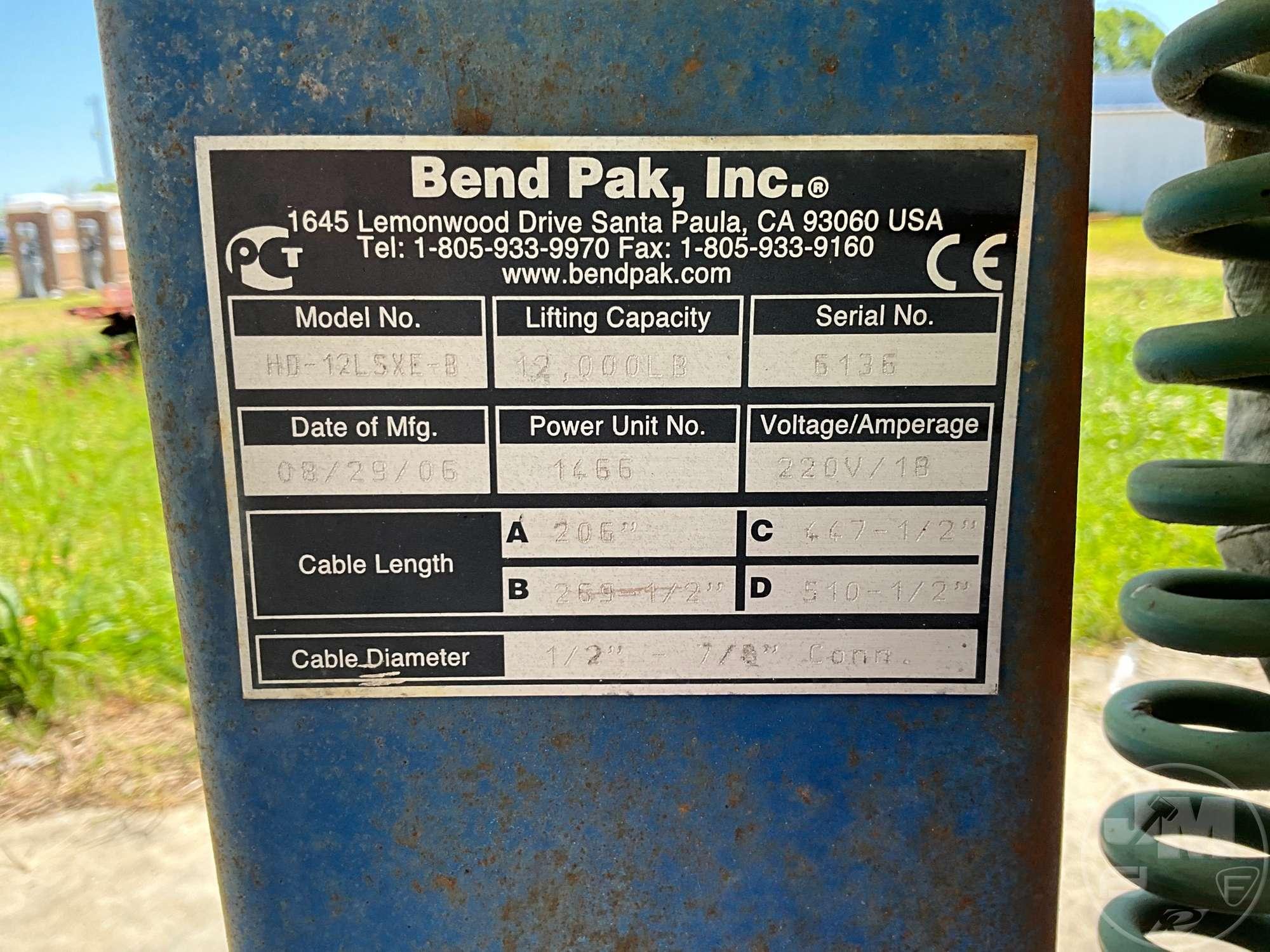 BEND PAK INC HD-12LSXE-B 4 POST CAR LIFT