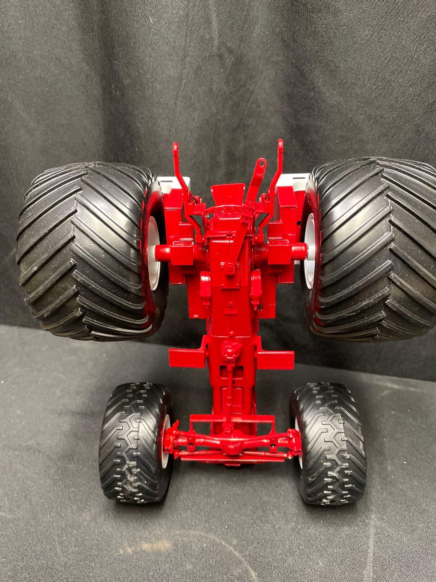 1/16th Scale Factory Terra Tire Cockshutt 1800 Tractor w/3 pt., Fenders, large wide tires