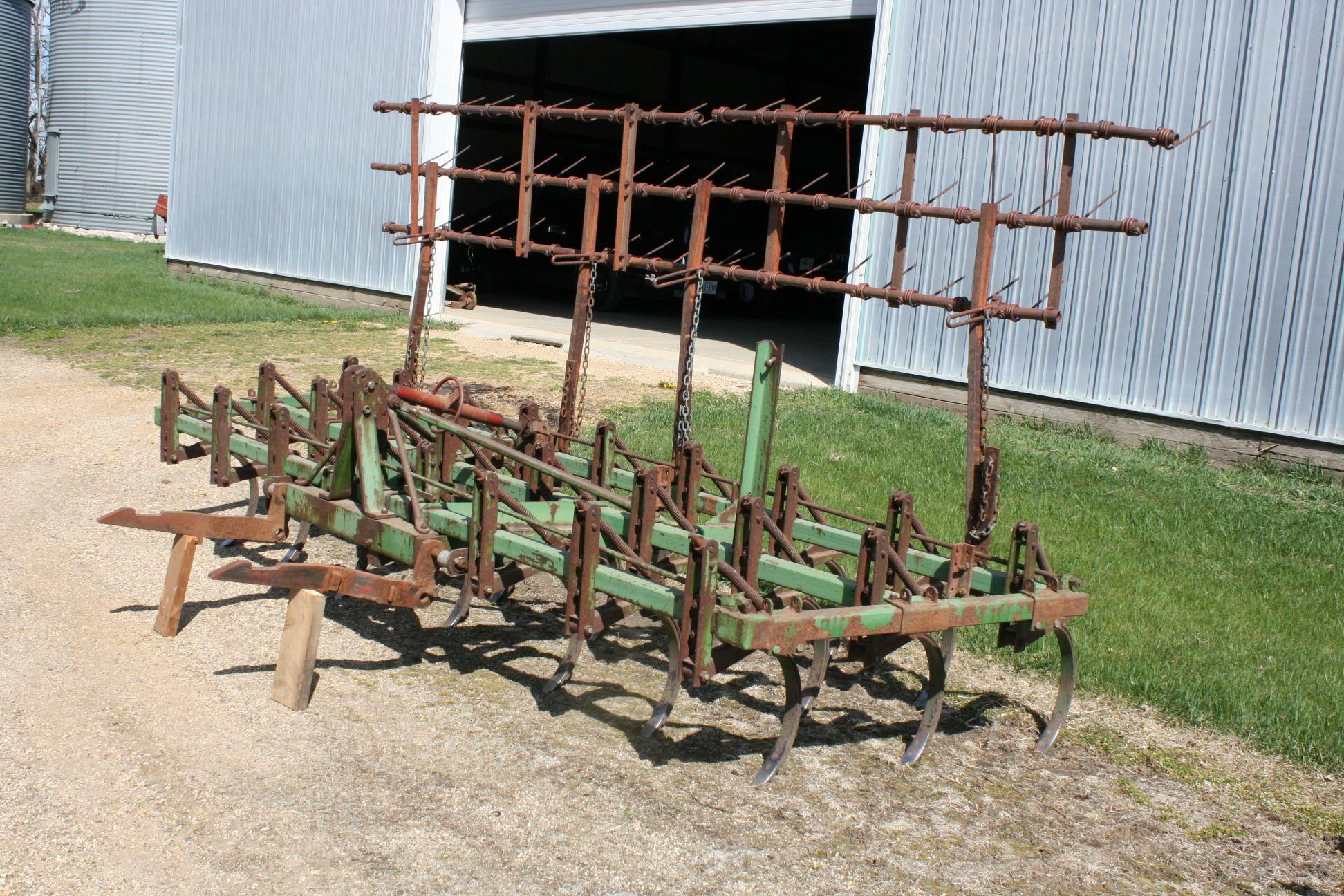 JD C10 Field cult. with 2- 3 ft. extensions/3 bar harrow, 3 pt. or fast hitch