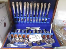Rodgers Bros. 1847 52-Piece Service for Eight w/ Box