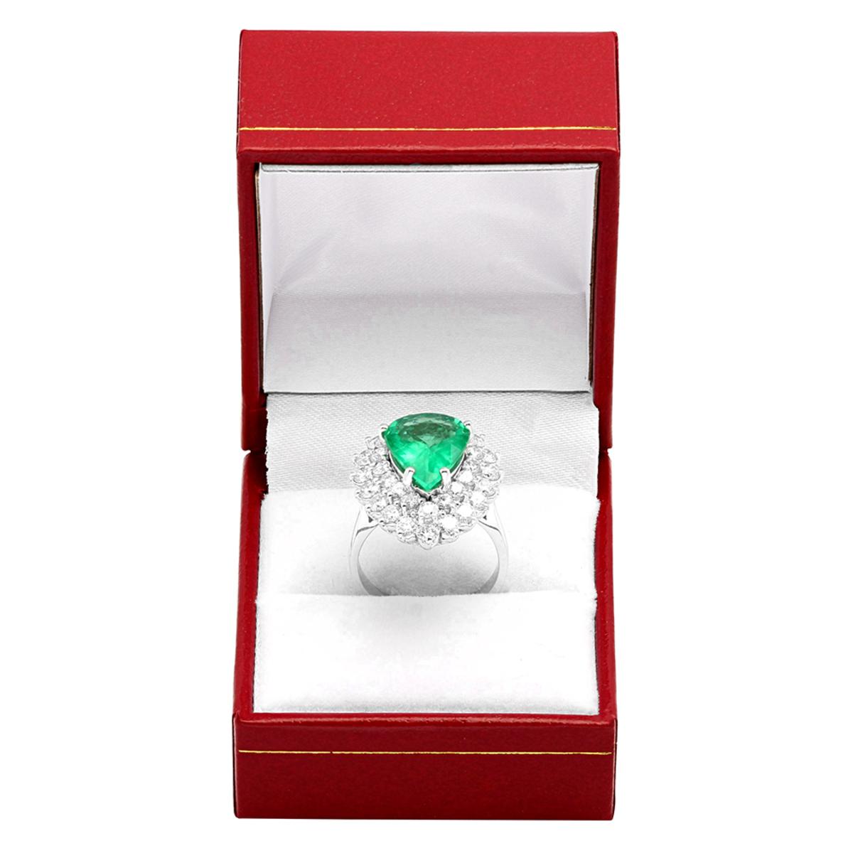 14k White Gold 4.92ct Emerald 2.66ct Diamond Ring