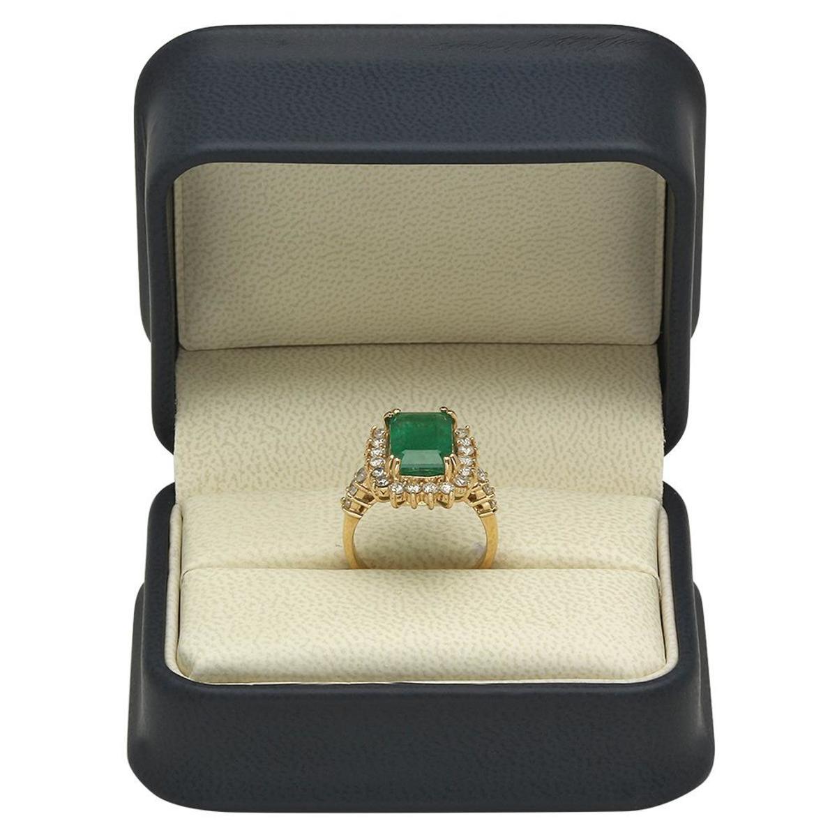 14K Yellow Gold 4.39ct Emerald and 1.04ct Diamond Ring