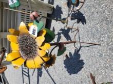 Medium Metal Sunflower Yard Art