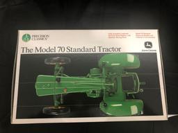 THE MODEL 70 STANDARD TRACTOR PRECISION CLASSIC 1/16 SCALE NO. 15366 NIB