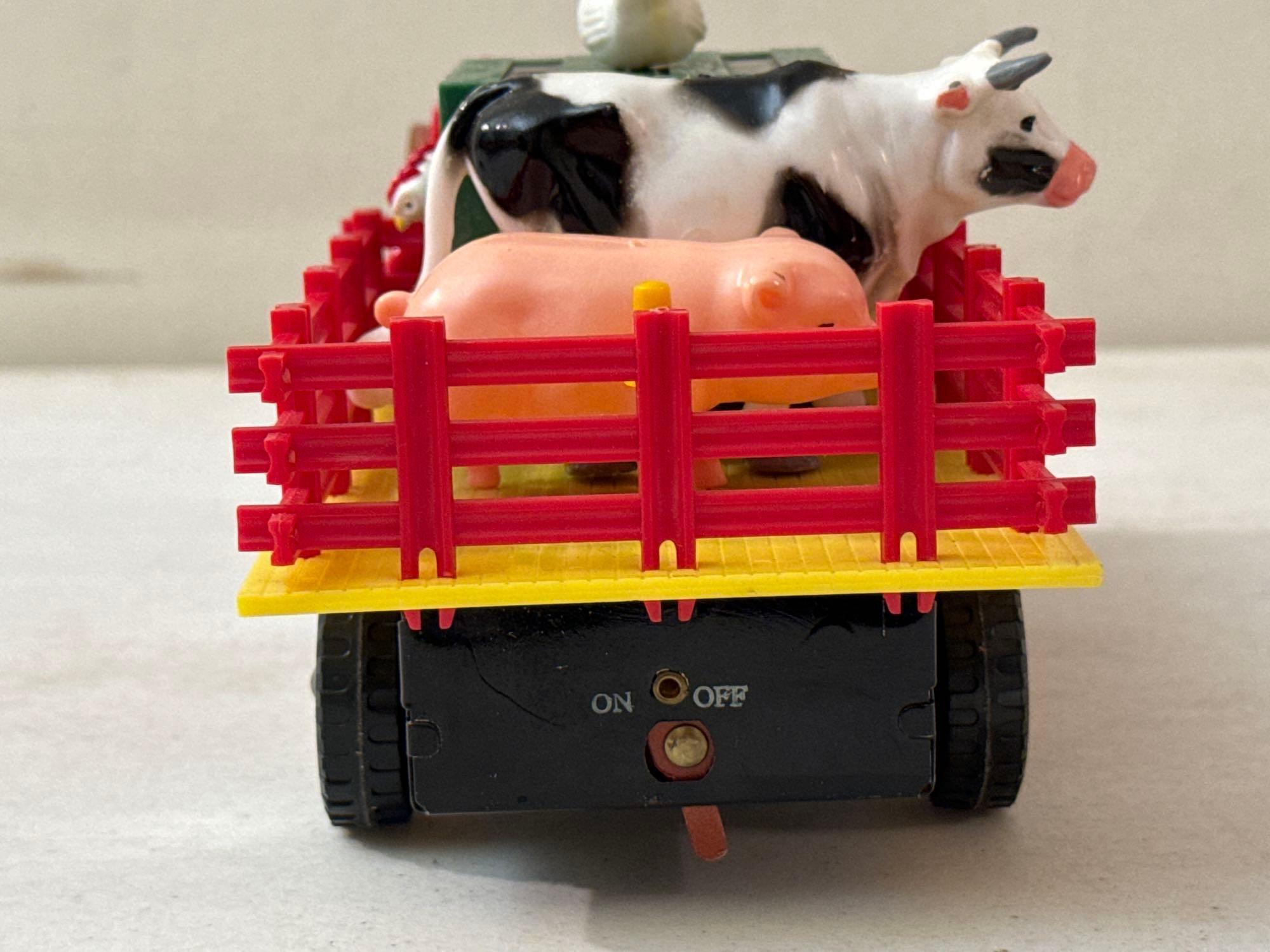 Vintage Marx Battery Operated Farm Truck