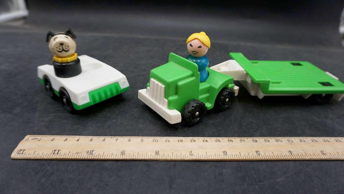 Little People Person, Dog & Vehicles W/ Trailer