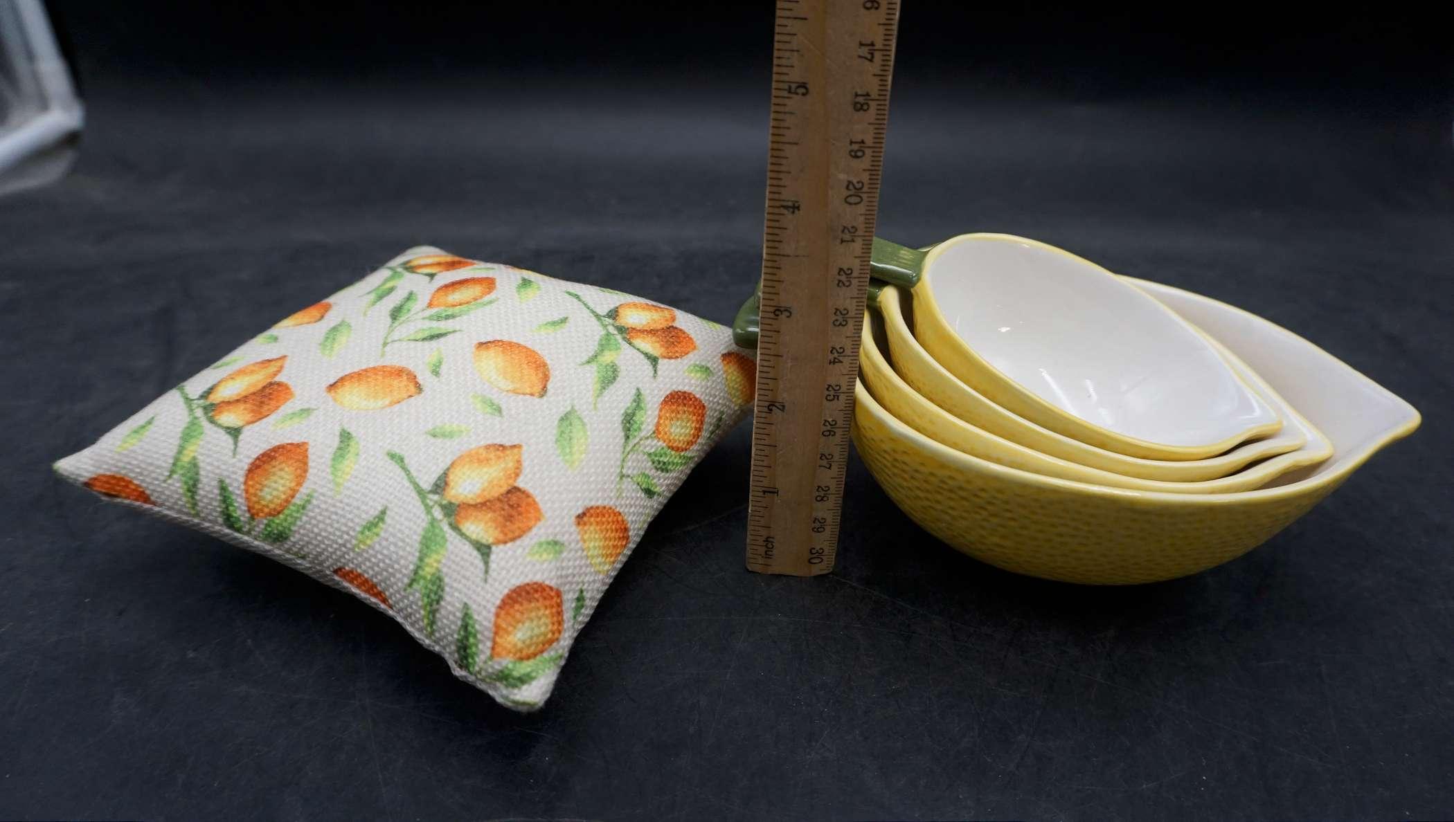 Lemon Measuring Cups & Small Pillow
