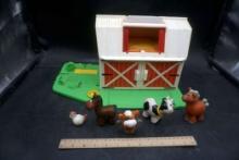 Toy Barn W/ Animals
