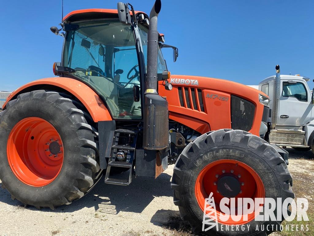 (13-5) 2017 KUBOTA M7-151 Tractor w/ Climate Contr