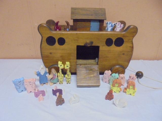 Wooden Noah's Ark Pull Toy w/ Wooden Animals