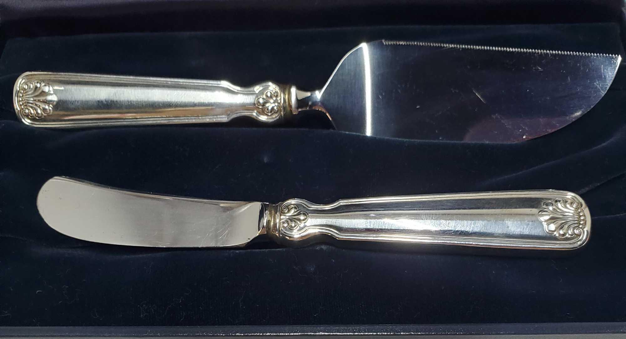 Tiffany & Co. Sterling Cheese Knife and Server Shell and Thread Pattern With Original Box
