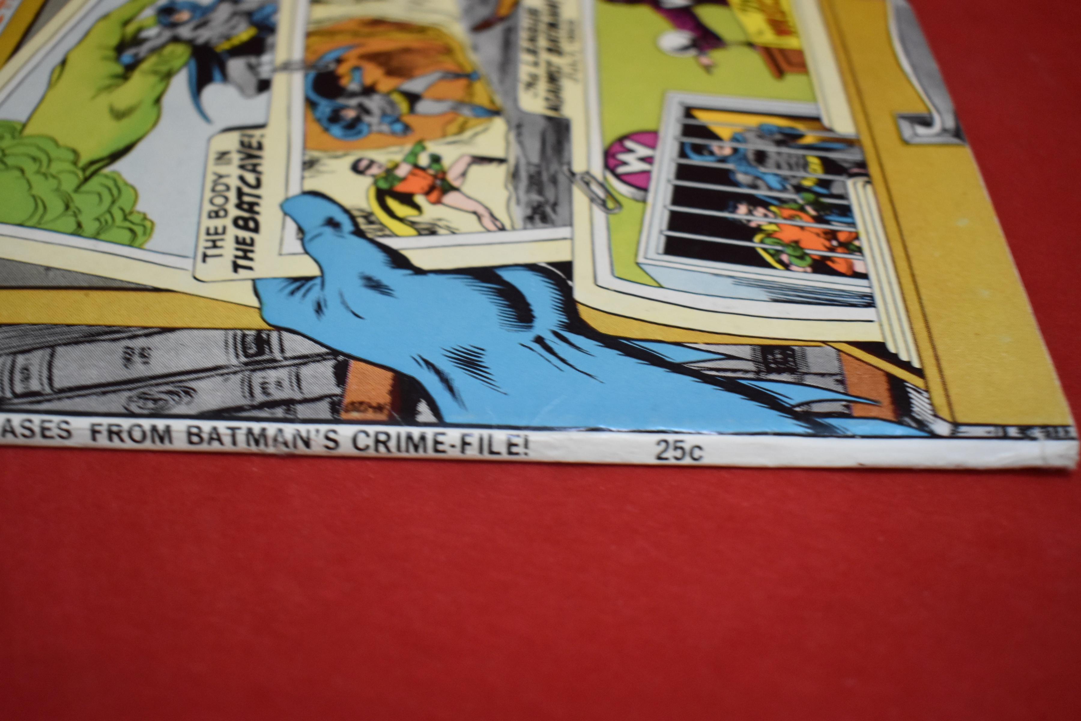 BATMAN #218 | THE BODY IN THE BATCAVE | DC GIANT - MURPHY ANDERSON - 1970 | PRETTY NICE BOOK!