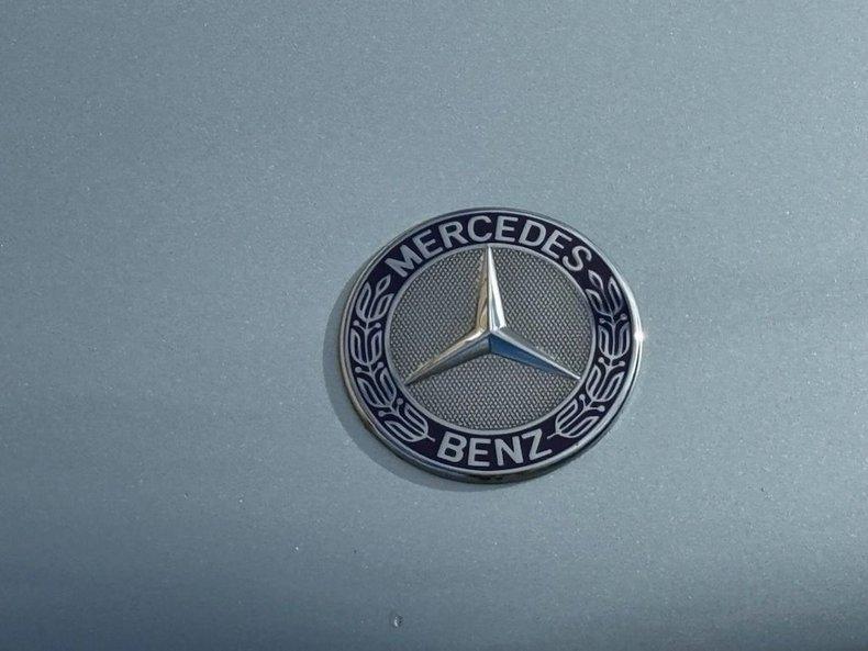 2004 Mercedes-Benz SL500
