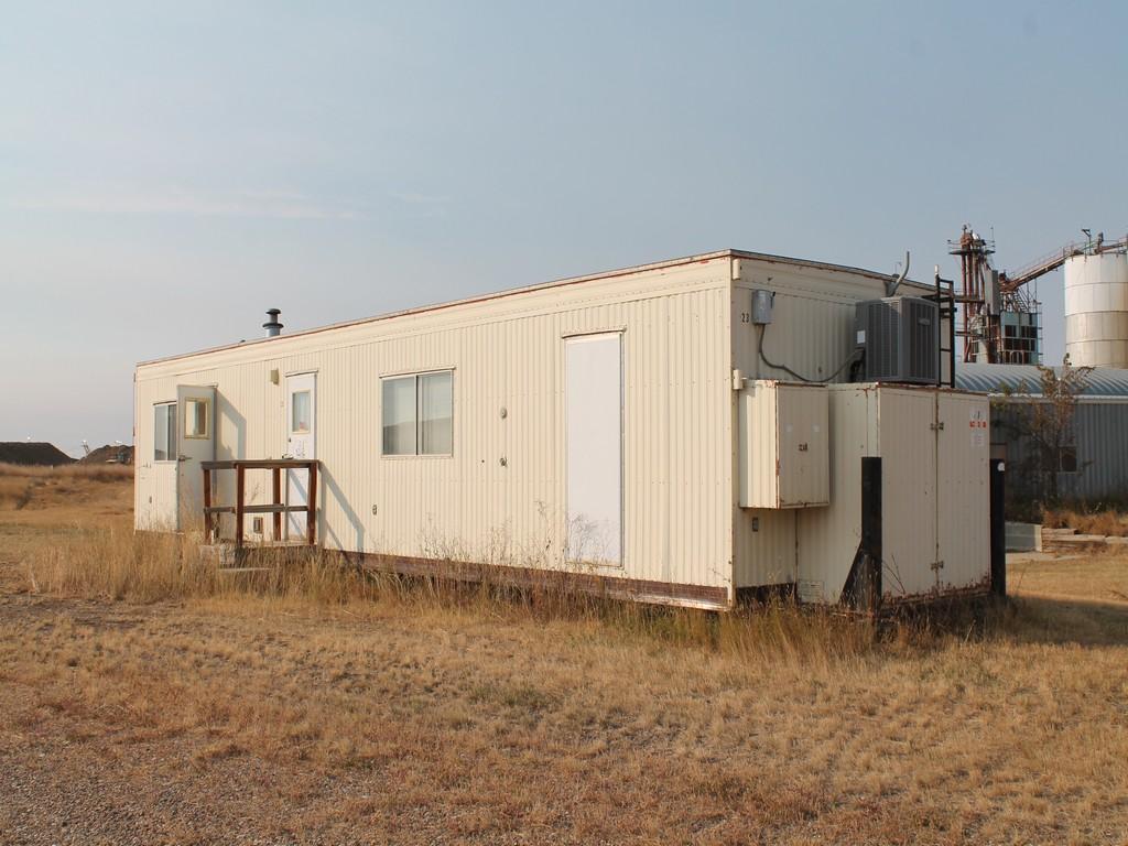 BUNK HOUSE/OFFICE MODULAR TRAILER/SKID SHACK-SELF CONTAINED