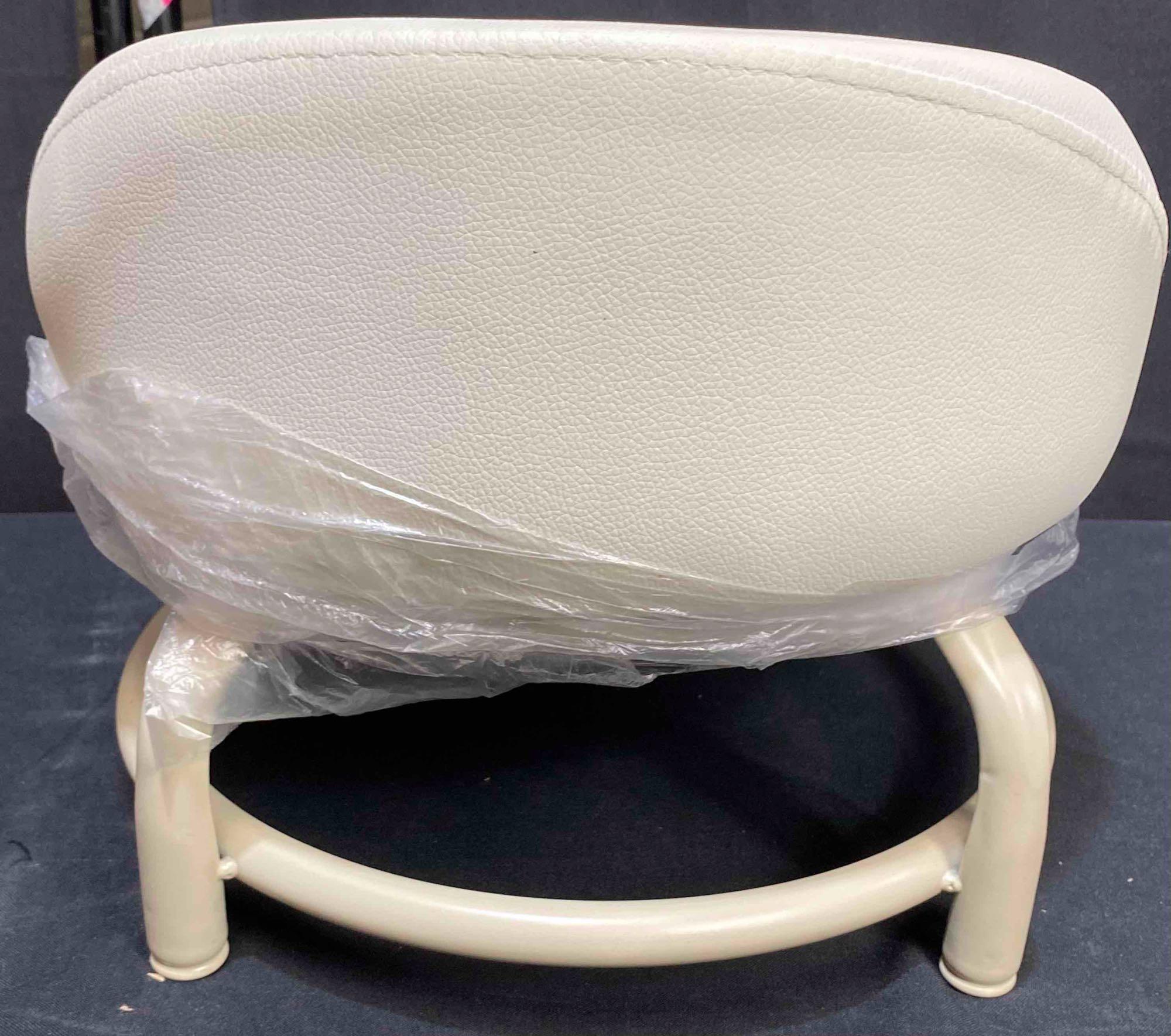 Rolling Stool with Backrest