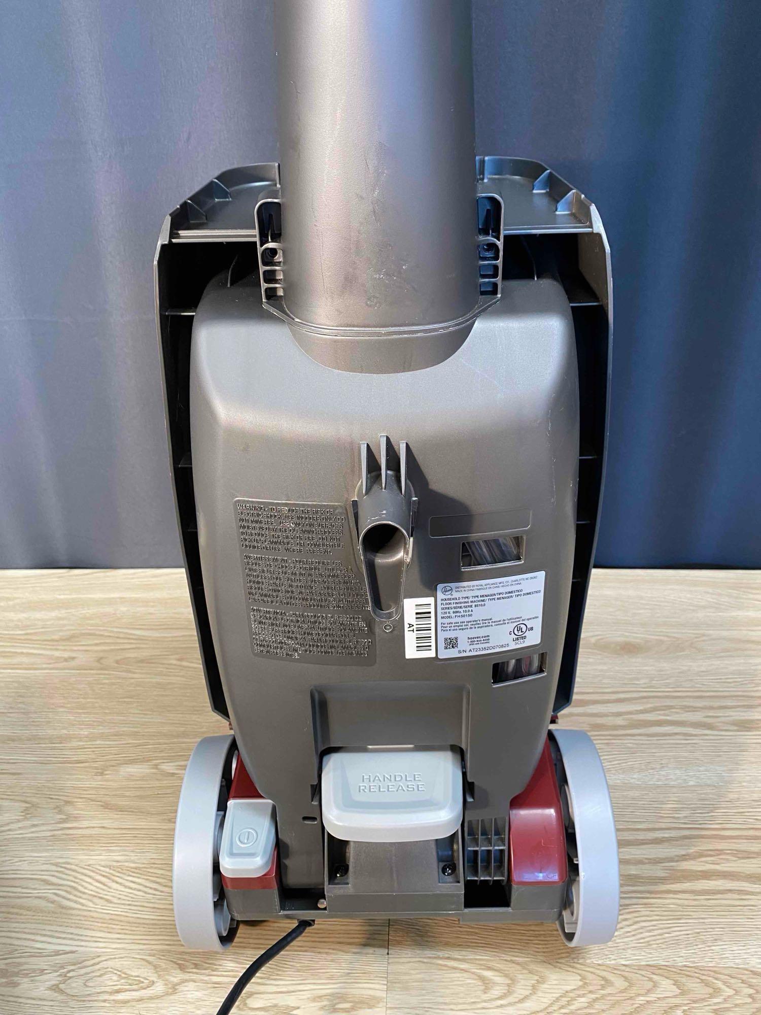 Hoover Power Scrub Deluxe Carpet Cleaner Machine