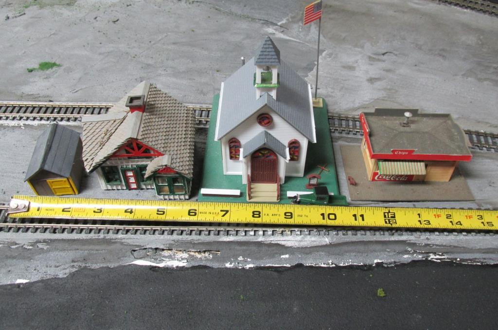 (4) Railroad HO Scale Plastic Buildings