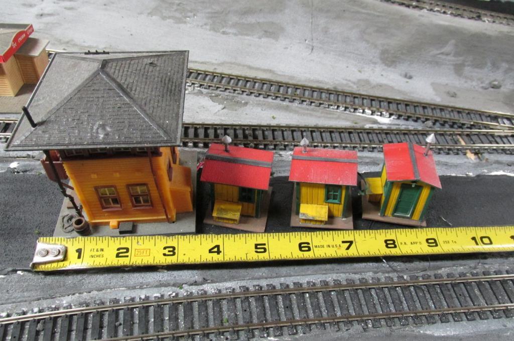 (4) Railroad HO Scale Wood & Plastic Buildings
