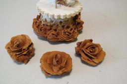 Bride & Groom Wedding Cake Figurine