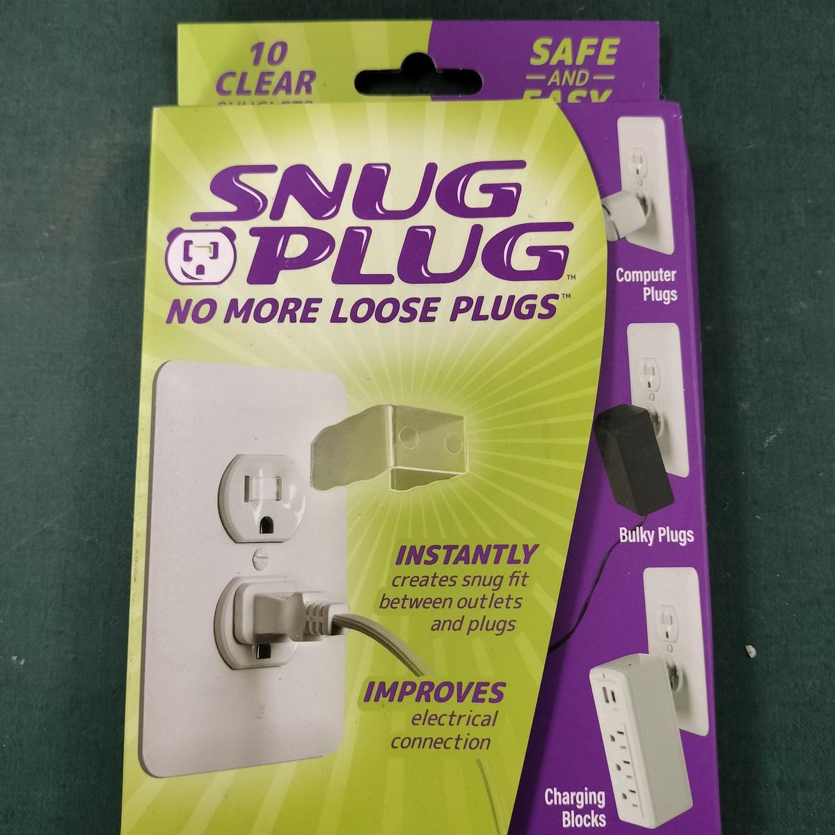 Snug Plug outlet plug tightener