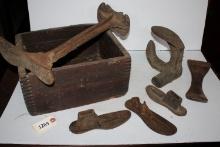 Cobbler's Tool Set with Box