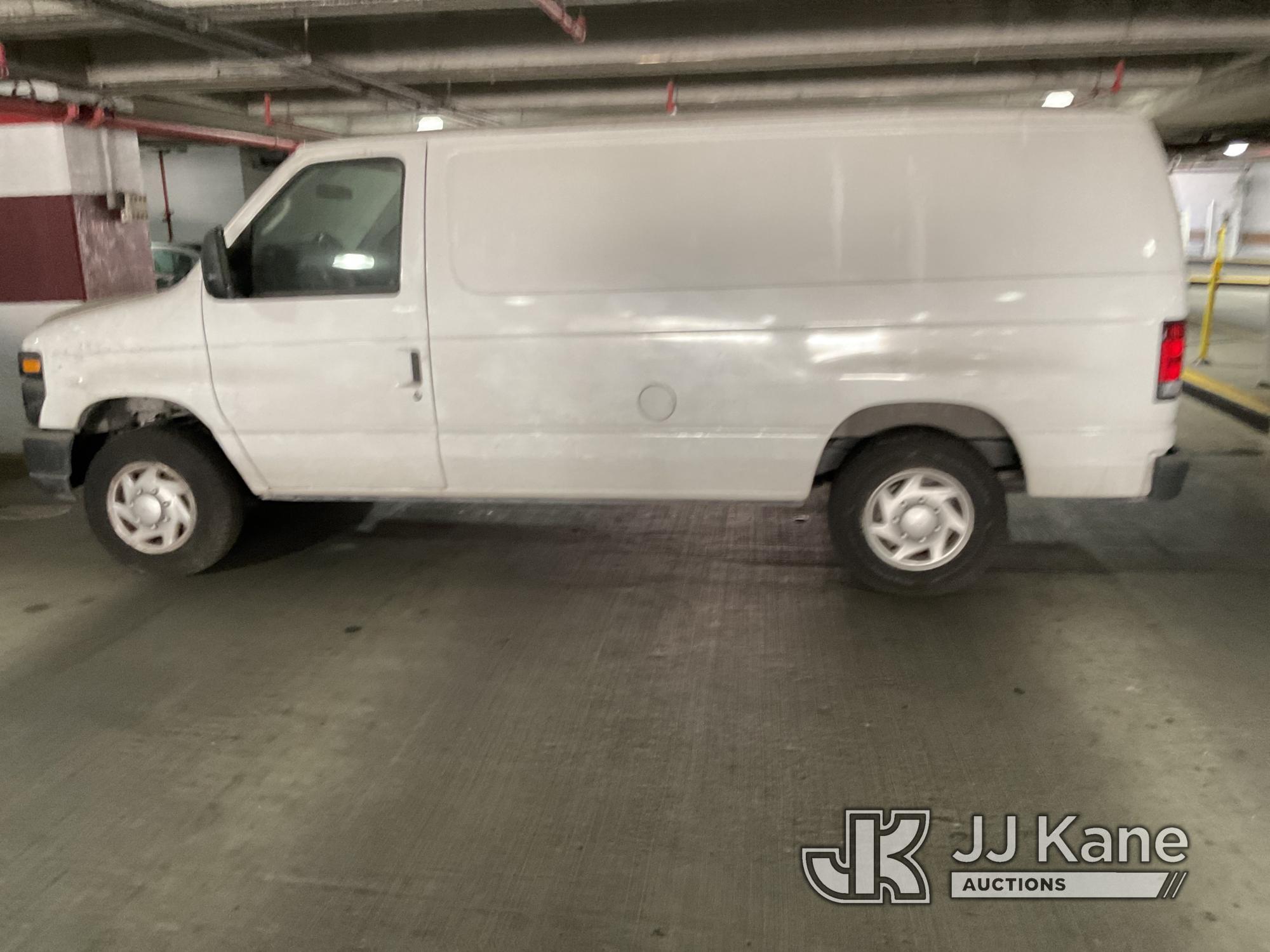 (Houston, TX) 2012 Ford E150 Cargo Van Runs & Moves) (Jump to Start) (Unit Will Not Stay Running Due