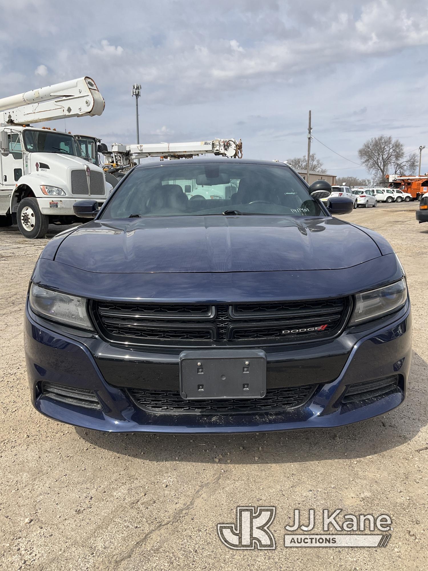 (South Beloit, IL) 2017 Dodge Charger Police Package 4-Door Sedan Runs, Moves, Roof Damage