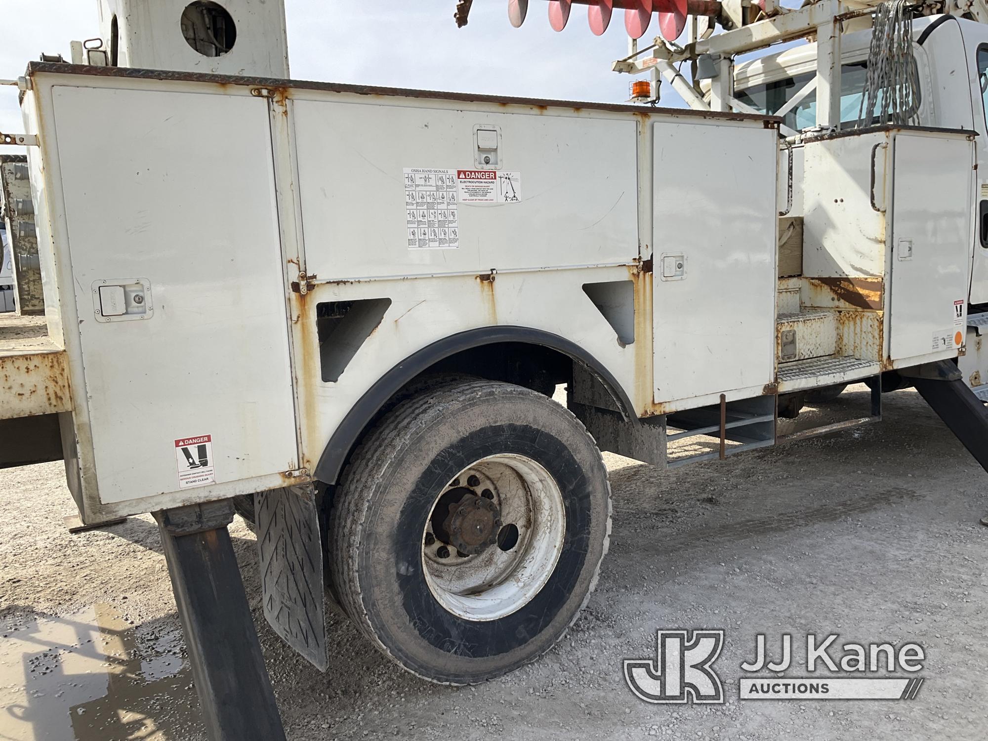 (Bloomington, IL) Terex Commander C4047, Digger Derrick rear mounted on 2017 Freightliner M2 106 4x4