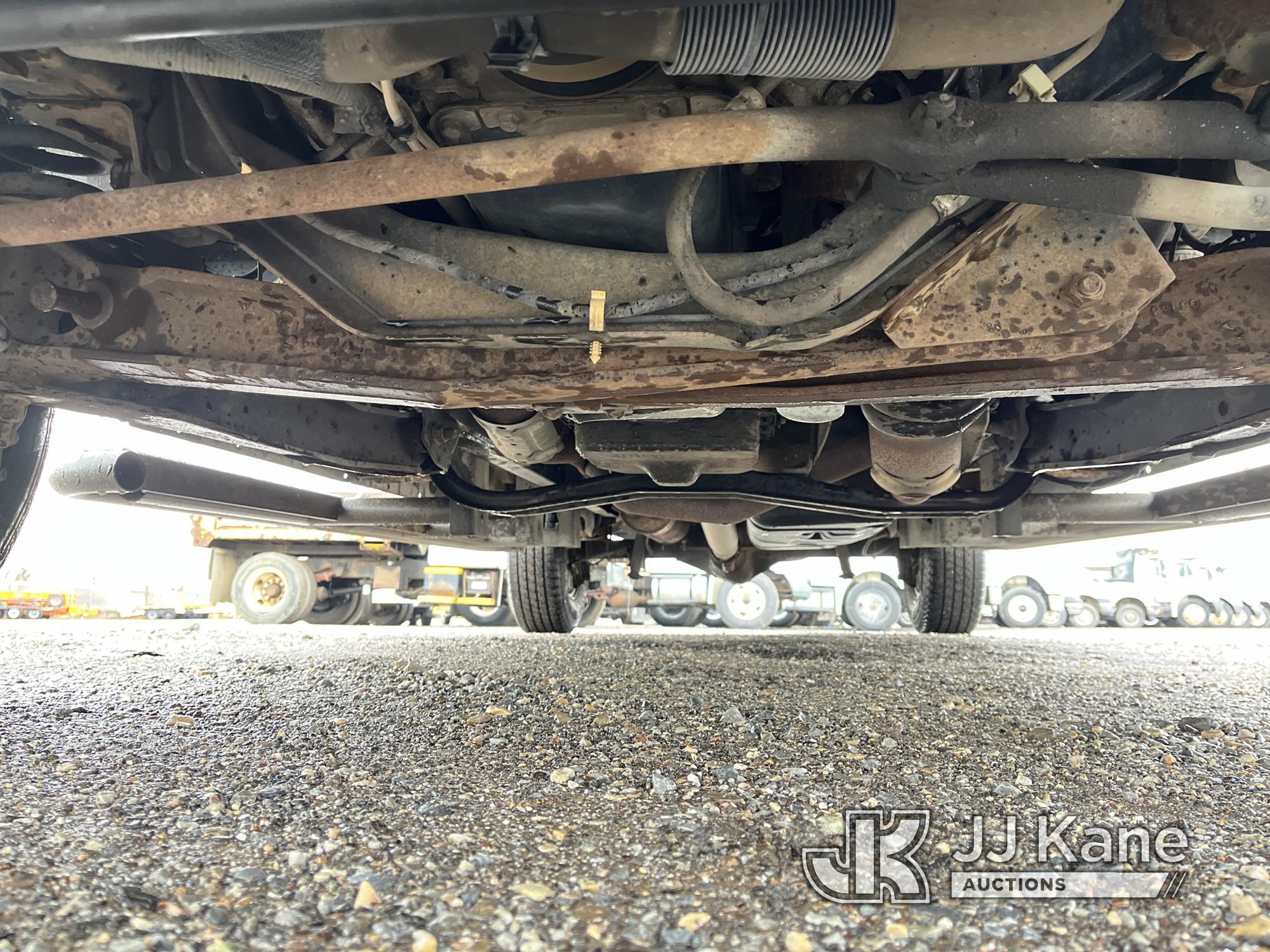 (Plymouth Meeting, PA) 2013 Ford E250 Cargo Van Runs & Moves, Body & Rust Damage