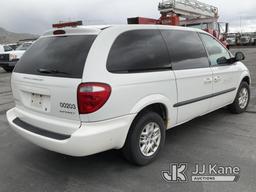 (Salt Lake City, UT) 2002 Dodge Grand Caravan Van Runs & Moves) (Bad Battery or Alternator