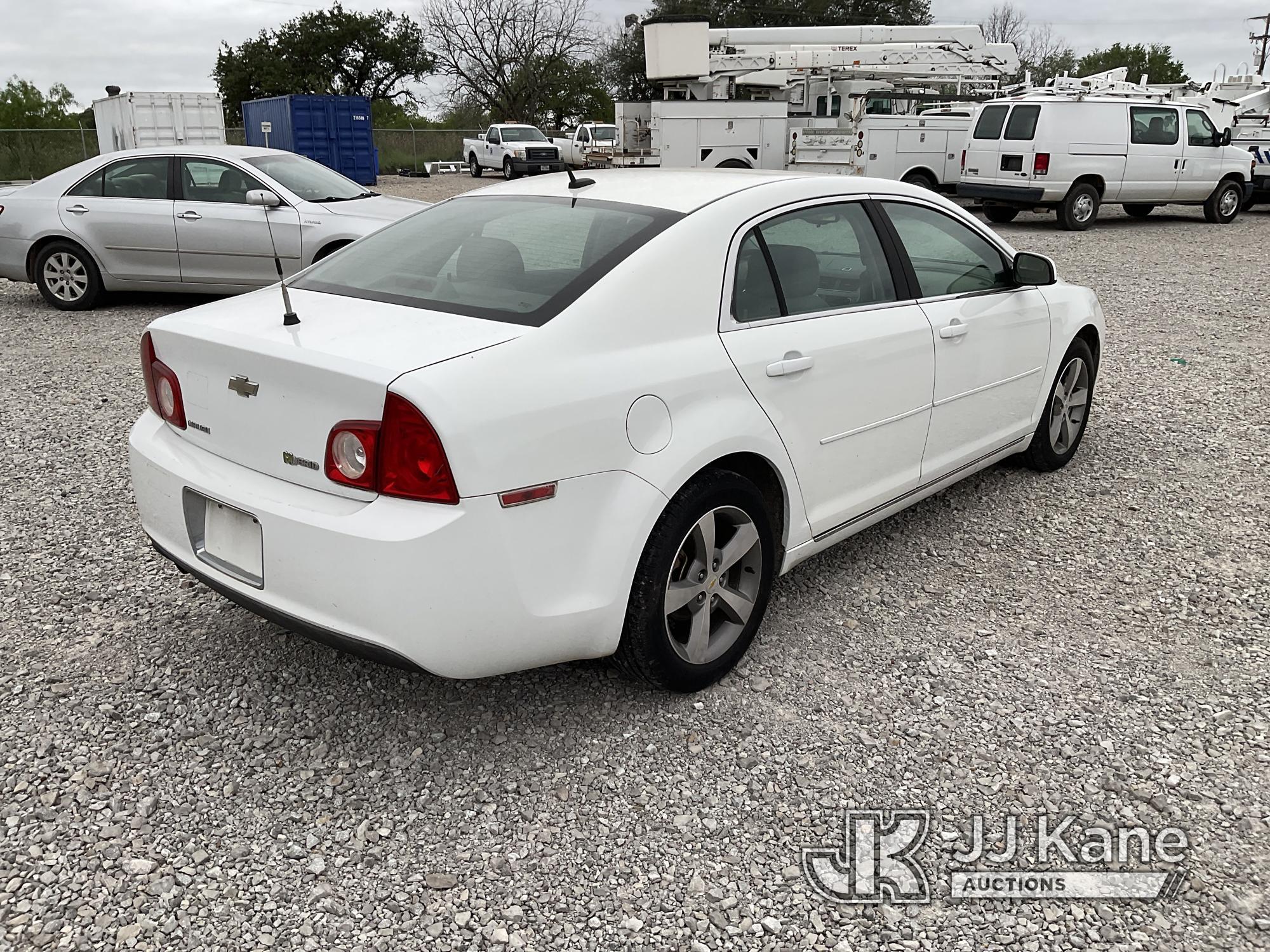 (Johnson City, TX) 2009 Chevrolet Malibu Hybrid Vehicle, , Cooperative owned and maintained Runs & M