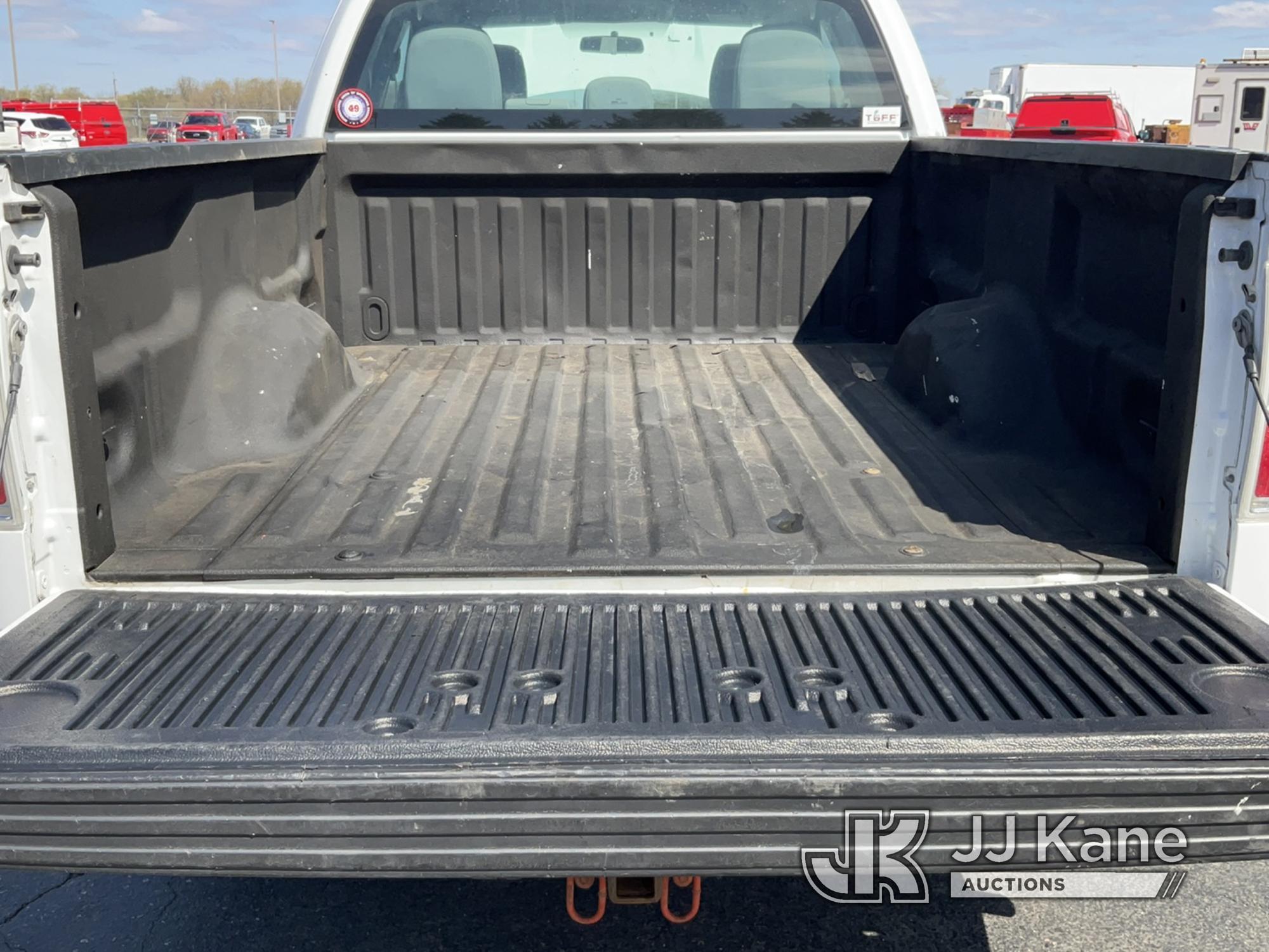 (Maple Lake, MN) 2013 Ford F150 Extended-Cab Pickup Truck Runs & Moves) (Check Engine Light On, Exha