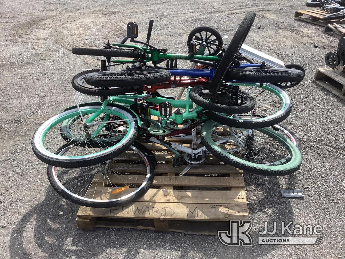 (Jurupa Valley, CA) 1 Pallet Of Bicycles (Used ) NOTE: This unit is being sold AS IS/WHERE IS via Ti
