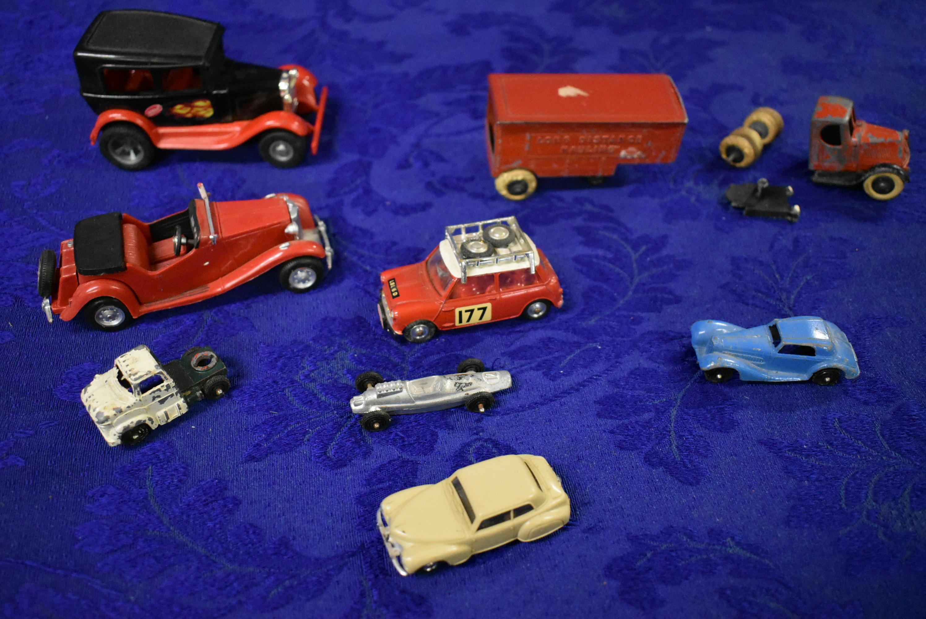 VINTAGE COLLECTIBLE TOY CARS!