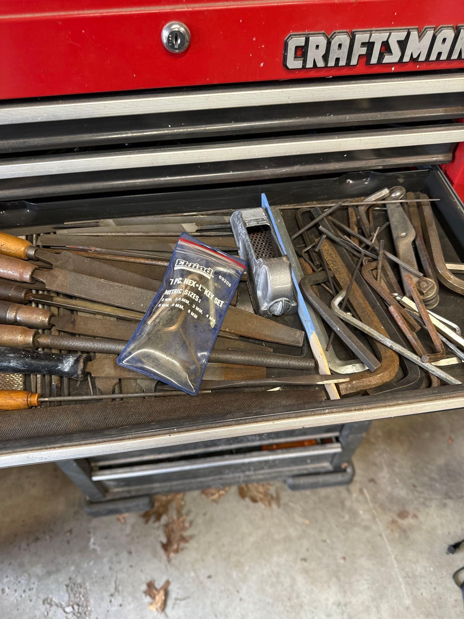 Lasky craftsman roll around toolbox with contents