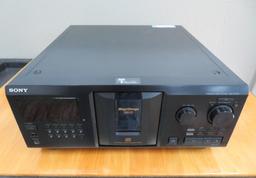 Sony Mega Storage Compact Disc Player, CDP-CX355