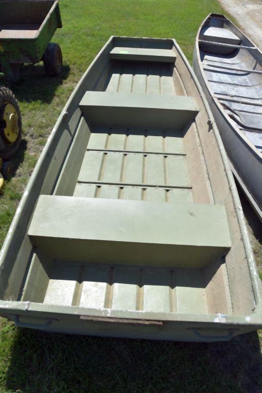 Appleby MFG Co. 12’ Aluminum Flat Bottom Duck Boat,  NO REGISTRATION