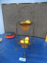 METAL STAND W/ FRUIT  30 T