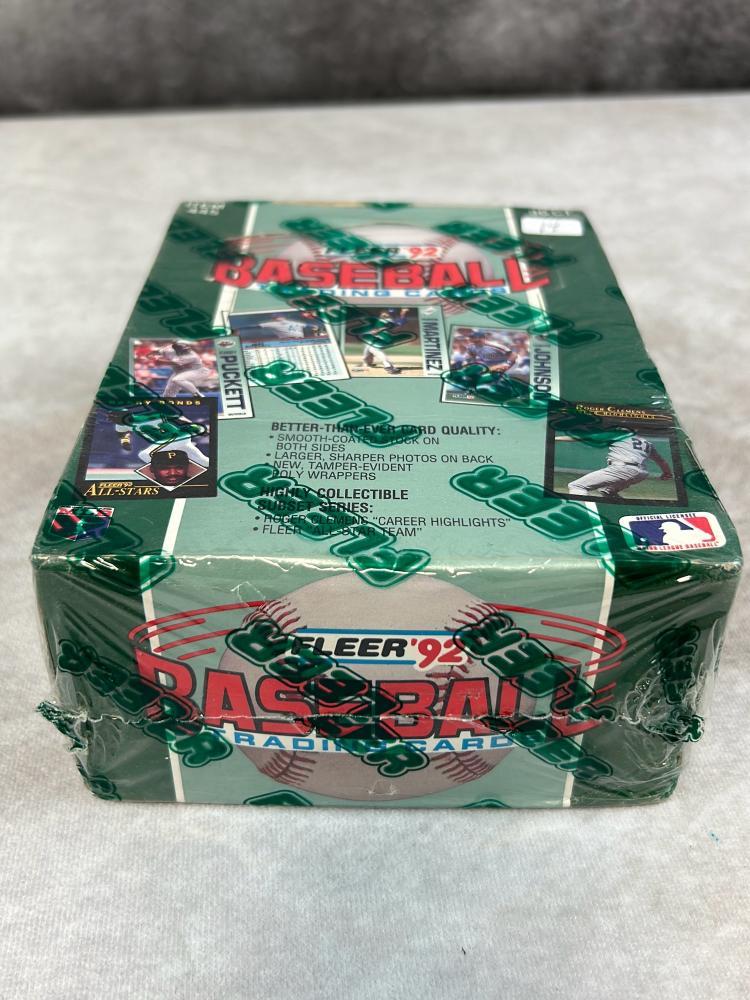 1992 Fleer Baseball Sealed Box (36 packs)