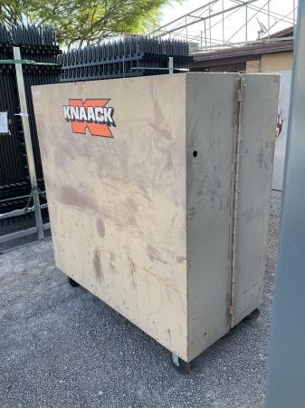 KNAACK ROLLING JOB BOX