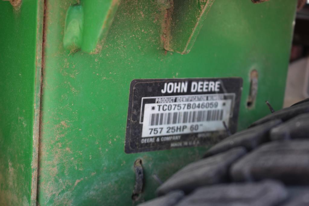 John Deere 757 Z Trak Zero Turn Mower
