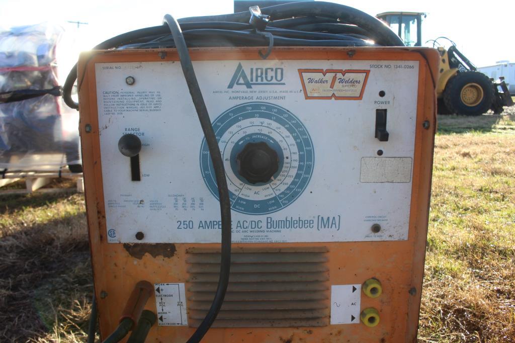 Airco 250 Amp AC/DC Welder