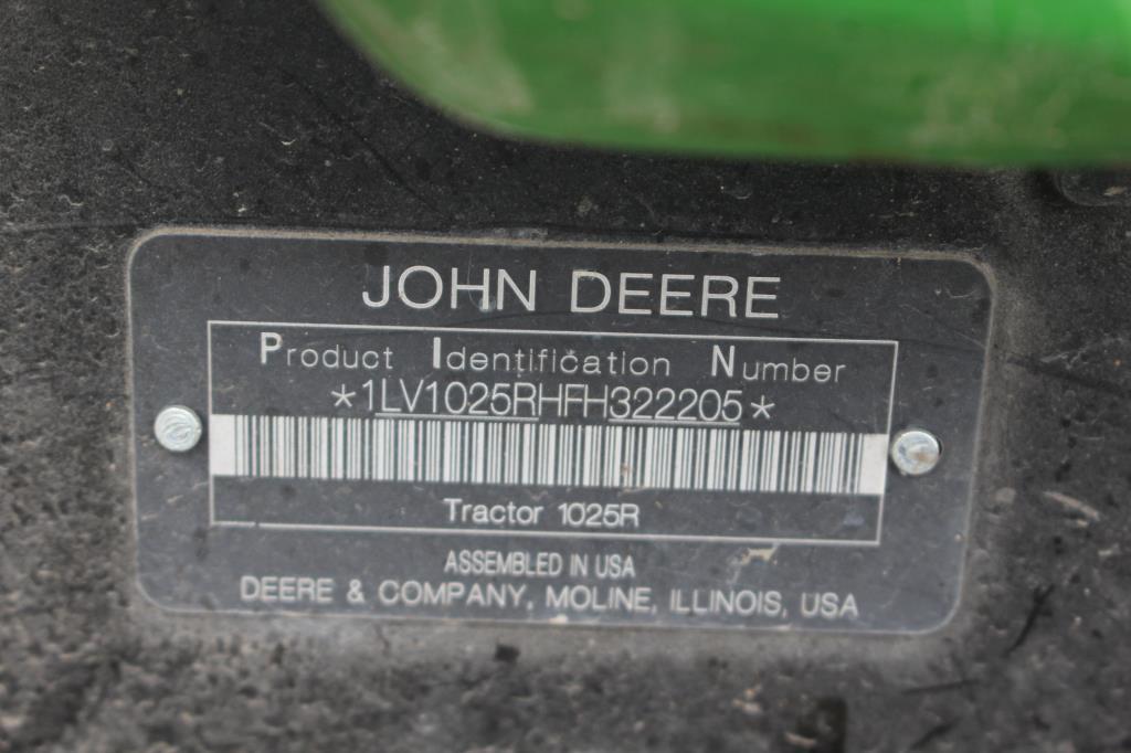 John Deere 1025R MFWD Tractor w/ Front End Loader